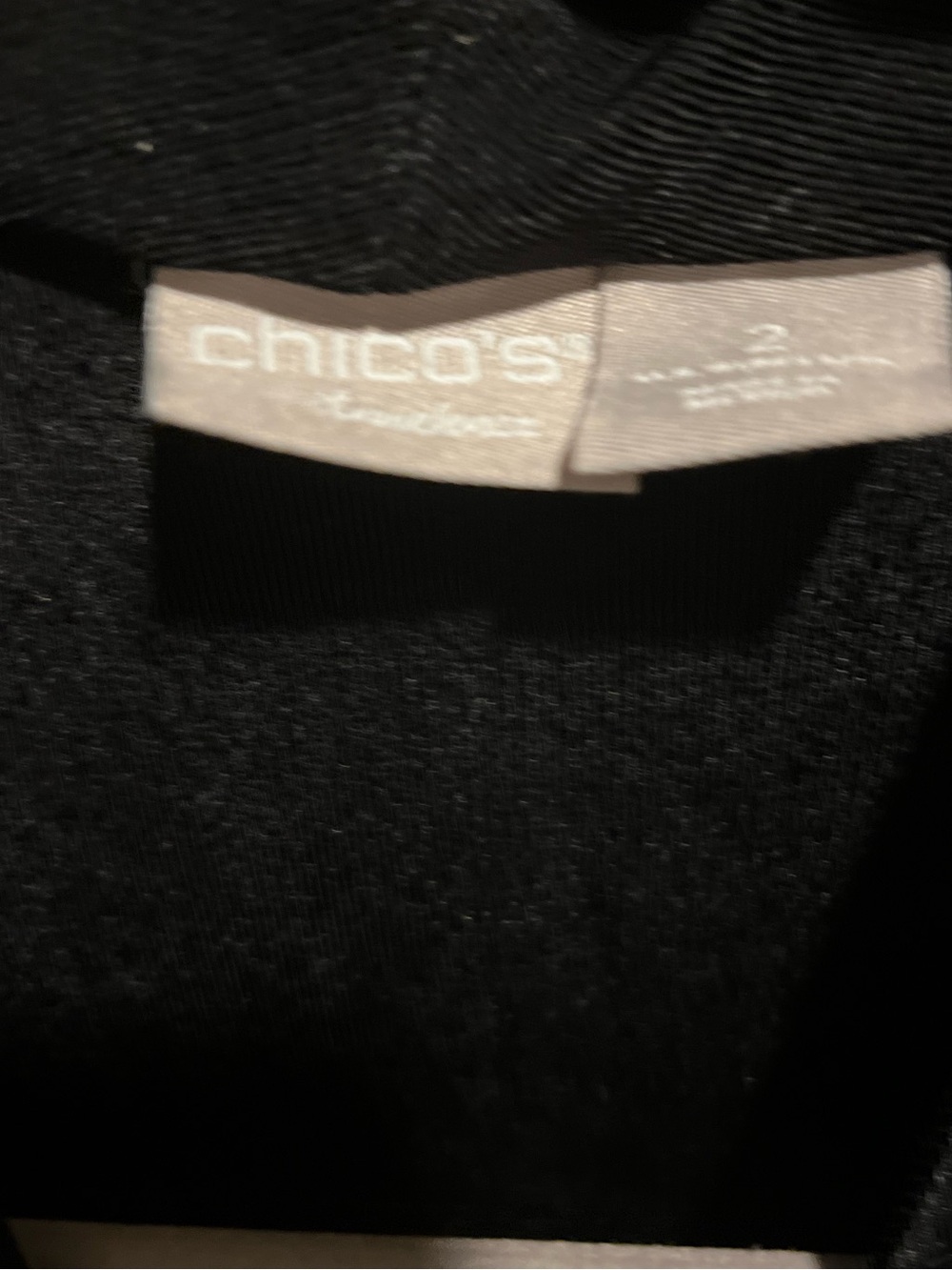 43. WOMENS CHICO’S TRAVELERS 2/L DETAIL JACKET - Picture 2 of 5